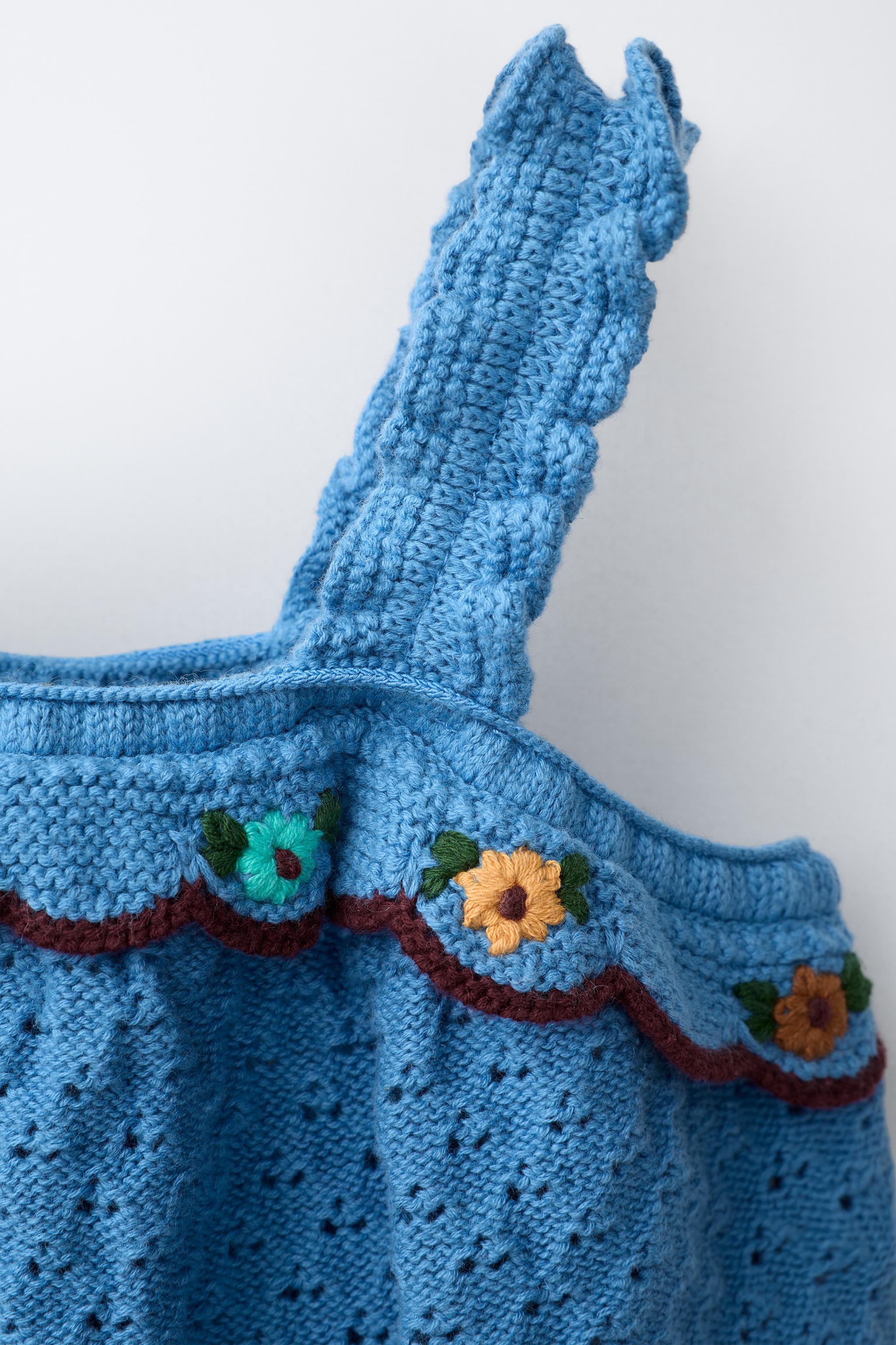 COTTON LINEN KNIT TOP WITH EMBROIDERY AND RUFFLES